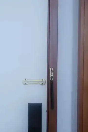 Çeyizime göz diken taç afişi