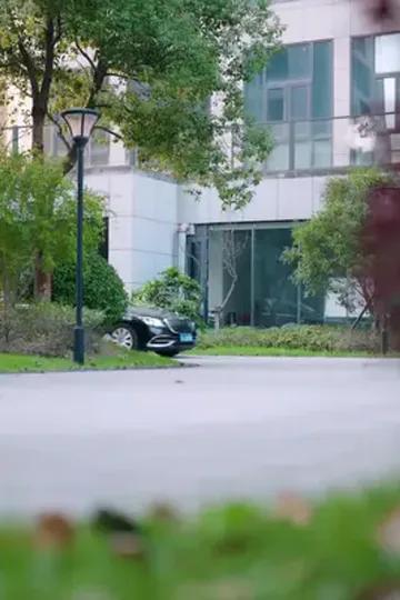 Soğuk koca beni çok şımartıyor का पोस्टर