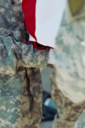 《My Husband Is An American Hero》海报